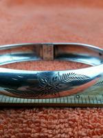 Art Nouveau Hallmarked 925 Sterling Silver Bangle Cuff Bracelet Salerno, Italy (2 of 9) Art Nouveau Hallmarked 925 Sterling Silver Bangle Cuff Bracelet Salerno, Italy (2 of 9)