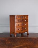 19th Century Mahogany Miniature Chest of Drawers (5 of 5) 19th Century Mahogany Miniature Chest of Drawers (5 of 5)