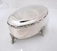 Elegant Fine Quality Swedish Silver Dressing Table Box c.1900 (3 of 9) Elegant Fine Quality Swedish Silver Dressing Table Box c.1900 (3 of 9)