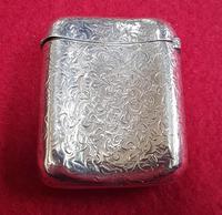Large Sterling Silver Vesta Case (2 of 3) Large Sterling Silver Vesta Case (2 of 3)