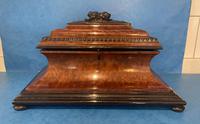 Victorian Burr Cedar & Ebony Shaped Tea Caddy (9 of 20) Victorian Burr Cedar & Ebony Shaped Tea Caddy (9 of 20)
