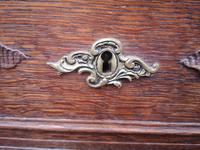 Large Carved Oak French Armoire / Wardrobe (15 of 17) Large Carved Oak French Armoire / Wardrobe (15 of 17)