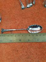 Antique Sterling Silver Hallmarked 1887 Onslow 6 x Tea Spoons & Tongs , Josiah Williams & Co, London (9 of 10) Antique Sterling Silver Hallmarked 1887 Onslow 6 x Tea Spoons & Tongs , Josiah Williams & Co, London (9 of 10)