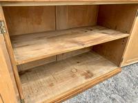 Antique Victorian Pine Shelved Larder Cupboard (15 of 19) Antique Victorian Pine Shelved Larder Cupboard (15 of 19)