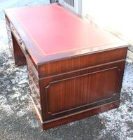 1960s Large Mahogany Pedestal Desk with Red Leather Top inset (2 of 4) 1960s Large Mahogany Pedestal Desk with Red Leather Top inset (2 of 4)