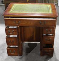 1960's Mahogany Knee Hole Desk with Green Leather Top (4 of 4) 1960's Mahogany Knee Hole Desk with Green Leather Top (4 of 4)