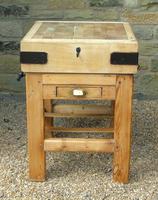 Vintage Butcher's Block on Stand (5 of 7) Vintage Butcher's Block on Stand (5 of 7)