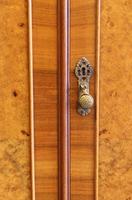 Quality Burr Walnut Double Wardrobe c.1930 (13 of 14) Quality Burr Walnut Double Wardrobe c.1930 (13 of 14)