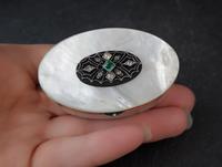 Art Deco Diamond and Emerald snuff box, 18ct gold, Mother of Pearl (3 of 14) Art Deco Diamond and Emerald snuff box, 18ct gold, Mother of Pearl (3 of 14)