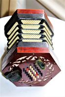 Lachenal Mahogany concertina in the original carrier case which is in very good condition (11 of 13) Lachenal Mahogany concertina in the original carrier case which is in very good condition (11 of 13)