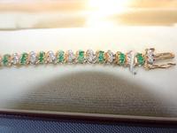 Bracelet with Emerald and Diamonds (3 of 4) Bracelet with Emerald and Diamonds (3 of 4)