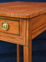 Superb Quality Georgian Satinwood & Inlaid Lamp / Wine / Side Table c.1800 (3 of 10) Superb Quality Georgian Satinwood & Inlaid Lamp / Wine / Side Table c.1800 (3 of 10)