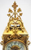 Superb Antique French Ormolu Mantel Candelabra Clock Set Embossed Decoration Finial 8 Day Striking (13 of 15) Superb Antique French Ormolu Mantel Candelabra Clock Set Embossed Decoration Finial 8 Day Striking (13 of 15)