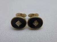 Pair of 9ct gold,onyx and diamond cufflinks (4 of 6) Pair of 9ct gold,onyx and diamond cufflinks (4 of 6)
