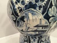 Superb 18th Century Dutch Delft Vase (7 of 10) Superb 18th Century Dutch Delft Vase (7 of 10)