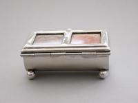 Victorian Silver Twin Compartment Stamp Box by Grey & Co, Birmingham 1897 (11 of 12) Victorian Silver Twin Compartment Stamp Box by Grey & Co, Birmingham 1897 (11 of 12)