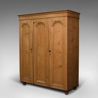 Antique Three Panel Wardrobe, English, Pine, Cupboard, Closet, Victorian c.1900 (4 of 10) Antique Three Panel Wardrobe, English, Pine, Cupboard, Closet, Victorian c.1900 (4 of 10)