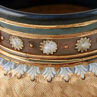 Small Royal Doulton Jardinière (6 of 8) Small Royal Doulton Jardinière (6 of 8)