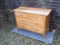 Arts & Crafts / Cotswold Style Chest of Drawers (2 of 2) Arts & Crafts / Cotswold Style Chest of Drawers (2 of 2)