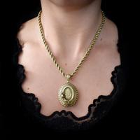 Antique Oval Buckle Fancy Locket and Rope Chain Sterling Silver Gold Gilt Necklace (11 of 11) Antique Oval Buckle Fancy Locket and Rope Chain Sterling Silver Gold Gilt Necklace (11 of 11)