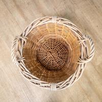 Wicker Log Basket (4 of 6) Wicker Log Basket (4 of 6)