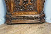 Antique Carved Oak Green Man Corner Cabinet (4 of 7) Antique Carved Oak Green Man Corner Cabinet (4 of 7)