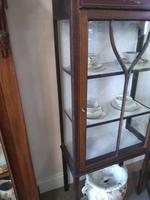 Pair of Edwardian Glazed Mahogany Display Cabinet with 2 Shelves (3 of 8) Pair of Edwardian Glazed Mahogany Display Cabinet with 2 Shelves (3 of 8)