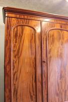 Antique Victorian Mahogany Triple Door Wardrobe (14 of 21) Antique Victorian Mahogany Triple Door Wardrobe (14 of 21)