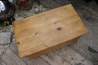 Restored Pine Blanket Box / Chest / Trunk / Coffee Table (4 of 8) Restored Pine Blanket Box / Chest / Trunk / Coffee Table (4 of 8)