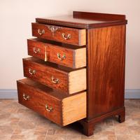 Waring & Gillow Mahogany Chest of Drawers (9 of 18) Waring & Gillow Mahogany Chest of Drawers (9 of 18)