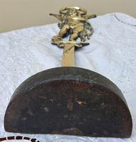 Antique English Victorian "Cupid" Brass Door Porter / Doorstop (5 of 5) Antique English Victorian "Cupid" Brass Door Porter / Doorstop (5 of 5)