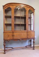 Quality Antique Walnut Display Cabinet (2 of 19) Quality Antique Walnut Display Cabinet (2 of 19)
