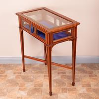 Fine Quality Edwardian Inlaid Mahogany Bijouterie Display Table (15 of 18) Fine Quality Edwardian Inlaid Mahogany Bijouterie Display Table (15 of 18)