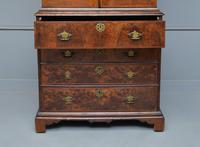 Early 18th Century Walnut Secretaire Writing Cabinet (17 of 31) Early 18th Century Walnut Secretaire Writing Cabinet (17 of 31)
