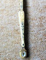 Rare Mid 18th Century French Watercolour with Sold Silver Pique Work Hand Fan (10 of 12) Rare Mid 18th Century French Watercolour with Sold Silver Pique Work Hand Fan (10 of 12)