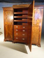 Fine Quality Early 20th Century Mahogany Breakfront Wardrobe (4 of 5) Fine Quality Early 20th Century Mahogany Breakfront Wardrobe (4 of 5)