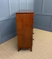 George IV Large Mahogany Bow Chest of Drawers (17 of 20) George IV Large Mahogany Bow Chest of Drawers (17 of 20)