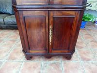 Flame Mahogany Formal Corner Cupboard 1780 splits into 2 (10 of 10) Flame Mahogany Formal Corner Cupboard 1780 splits into 2 (10 of 10)