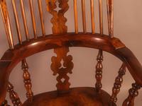 Very Good 19th Century Broad Arm Yew Windsor Chair (7 of 10) Very Good 19th Century Broad Arm Yew Windsor Chair (7 of 10)