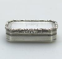 Good William IV Solid Silver Vinaigrette London 1832 (3 of 10) Good William IV Solid Silver Vinaigrette London 1832 (3 of 10)
