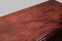 George III Figured Mahogany Linen Press (3 of 12) George III Figured Mahogany Linen Press (3 of 12)