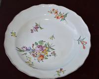 Chelsea 1752-1776 shaped deep porcelain plate / dish painted with floral sprays (3 of 11) Chelsea 1752-1776 shaped deep porcelain plate / dish painted with floral sprays (3 of 11)