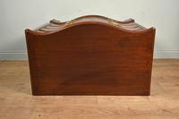 Regency Mahogany Serpentine Chest of Drawers (8 of 11) Regency Mahogany Serpentine Chest of Drawers (8 of 11)