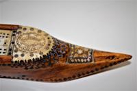 A finely carved 18th century fruitwood cribbage board /box in the shape of a shoe (7 of 7) A finely carved 18th century fruitwood cribbage board /box in the shape of a shoe (7 of 7)