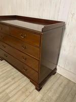 Large Mahogany Victorian Chest of Drawers (3 of 8) Large Mahogany Victorian Chest of Drawers (3 of 8)