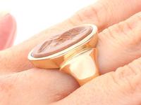Banded Agate & 14ct Yellow Gold Intaglio Ring - Antique c.1820 (8 of 9) Banded Agate & 14ct Yellow Gold Intaglio Ring - Antique c.1820 (8 of 9)