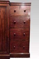 George III Figured Mahogany Linen Press (4 of 12) George III Figured Mahogany Linen Press (4 of 12)