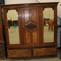 1920's Large Walnut Mirrored Compactum Wardrobe (5 of 5) 1920's Large Walnut Mirrored Compactum Wardrobe (5 of 5)