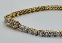 18ct YG Diamond Tennis Bracelet with Safety Clasp (2 of 6) 18ct YG Diamond Tennis Bracelet with Safety Clasp (2 of 6)