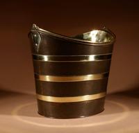 Boat 'Schuitje' Shaped Tea Stove Bucket Jardinière (3 of 7) Boat 'Schuitje' Shaped Tea Stove Bucket Jardinière (3 of 7)